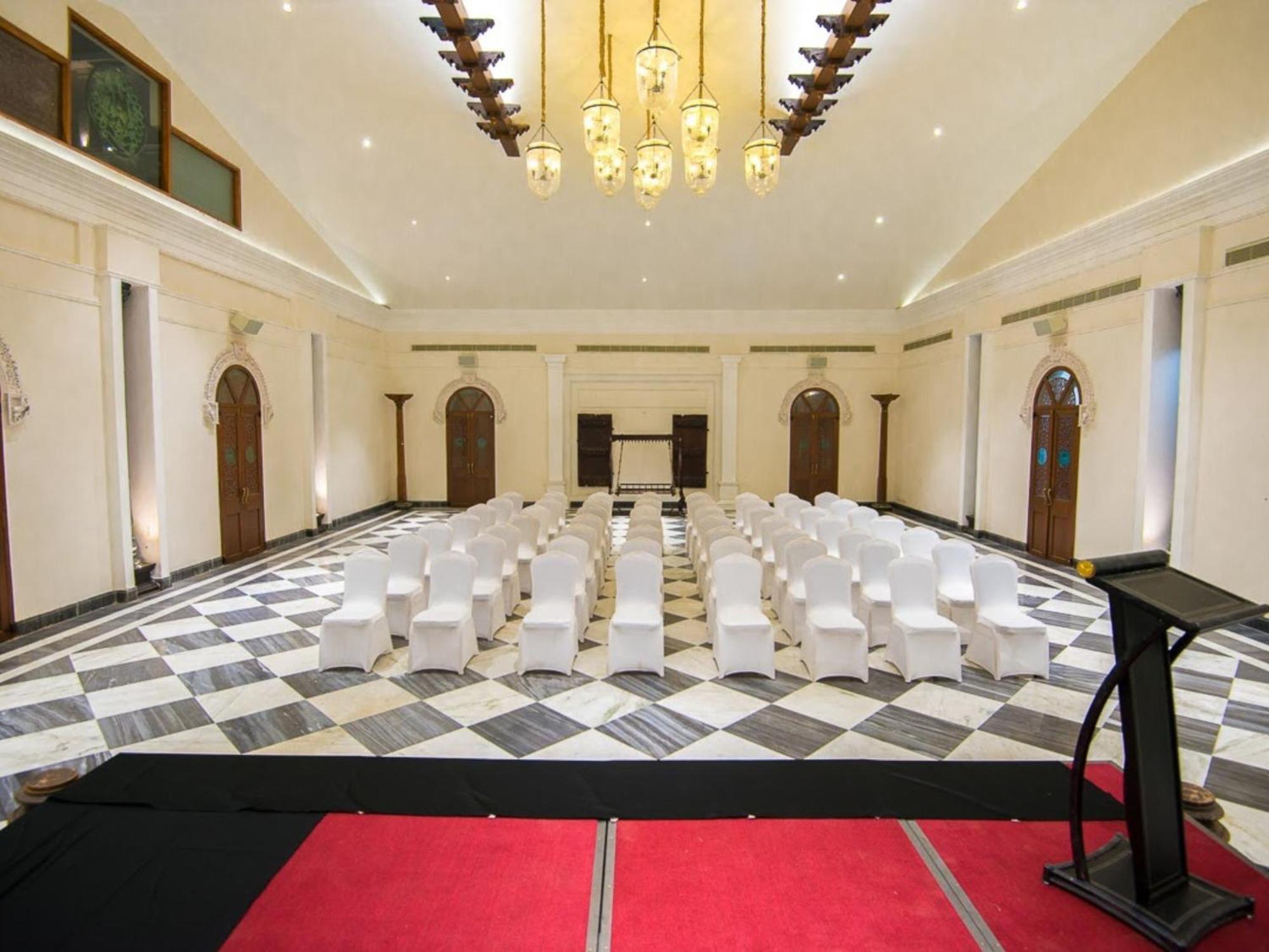 Svatma - A Luxury Heritage Resort Thanjavur Bagian luar foto